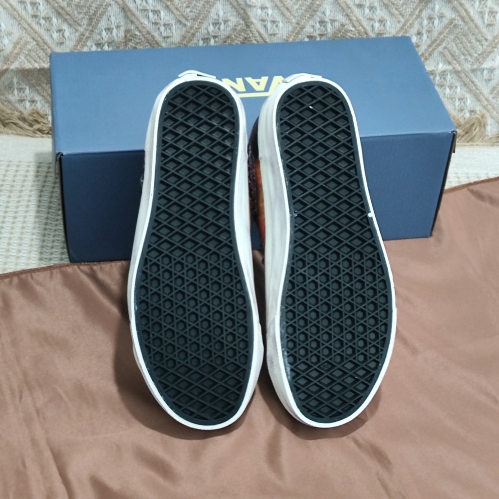 Vans Multicolor Tie-Dye Low Top Sneakers with Black Accents - Picture 9 of 10